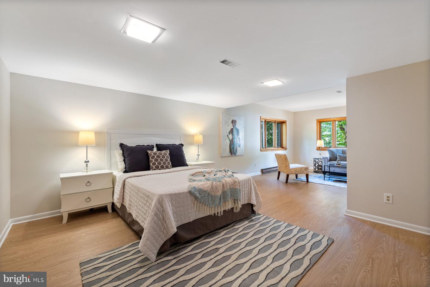 7710 HUNTMASTER LN, MCLEAN, Virginia 22102, 5 Bedrooms Bedrooms, ,3 BathroomsBathrooms,Residential,For sale,7710 HUNTMASTER LN,VAFX2258102 MLS # VAFX2258102