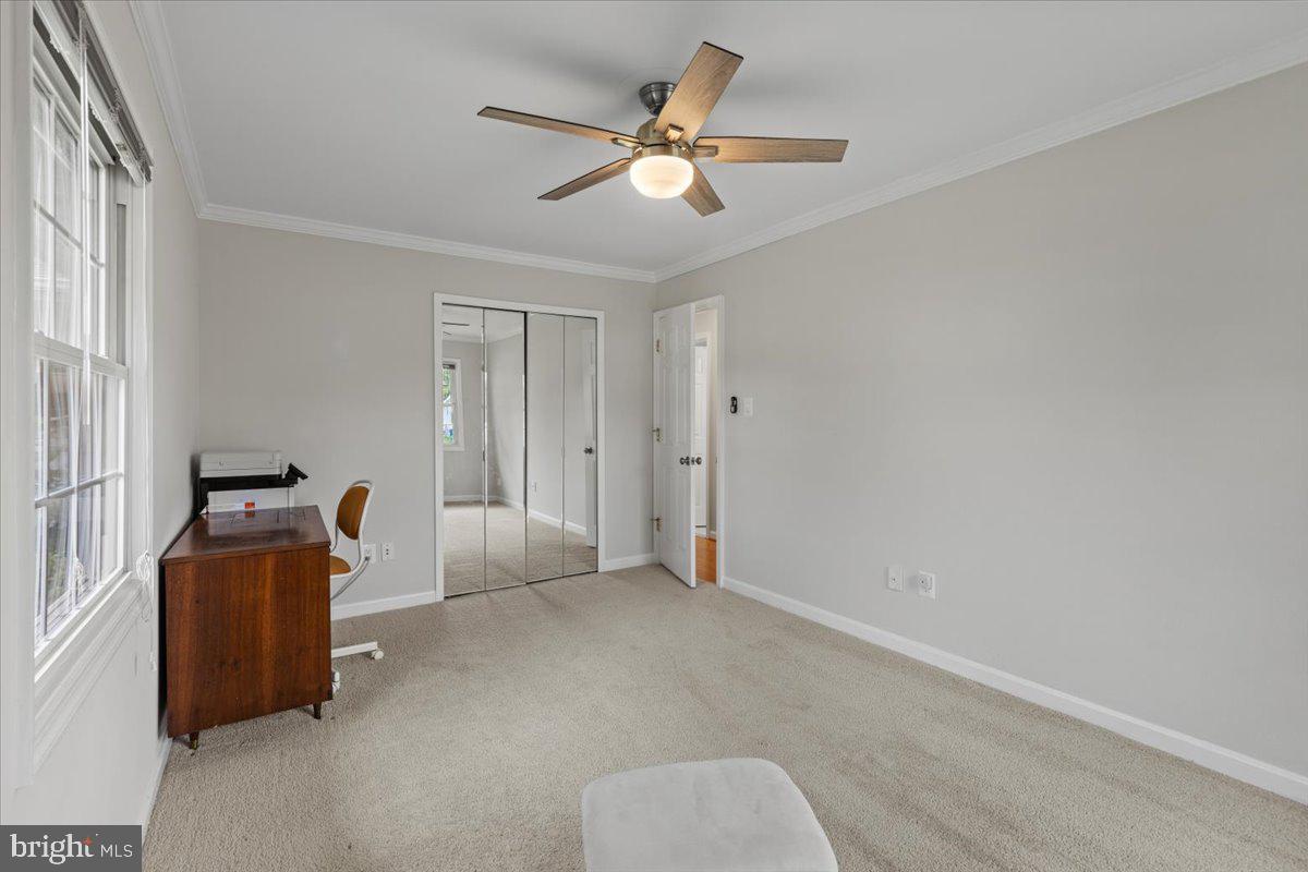 4127 POINT HOLLOW LN, FAIRFAX, Virginia 22033, 4 Bedrooms Bedrooms, ,2 BathroomsBathrooms,Residential,For sale,4127 POINT HOLLOW LN,VAFX2258644 MLS # VAFX2258644