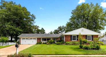 4127 POINT HOLLOW LN, FAIRFAX, Virginia 22033, 4 Bedrooms Bedrooms, ,2 BathroomsBathrooms,Residential,For sale,4127 POINT HOLLOW LN,VAFX2258644 MLS # VAFX2258644