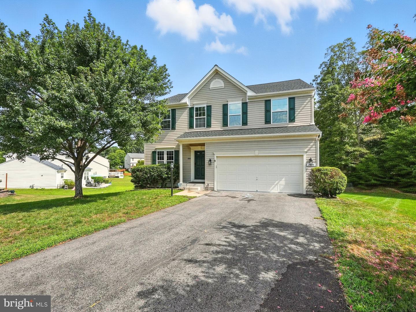 2804 PIPER GLENN CT, DUMFRIES, Virginia 22026, 4 Bedrooms Bedrooms, ,2 BathroomsBathrooms,Residential,For sale,2804 PIPER GLENN CT,VAPW2100510 MLS # VAPW2100510