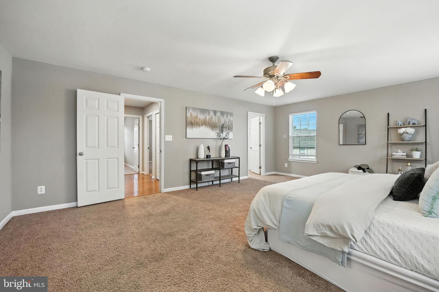 2804 PIPER GLENN CT, DUMFRIES, Virginia 22026, 4 Bedrooms Bedrooms, ,2 BathroomsBathrooms,Residential,For sale,2804 PIPER GLENN CT,VAPW2100510 MLS # VAPW2100510