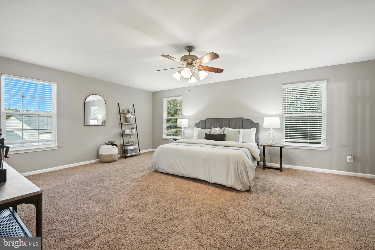 2804 PIPER GLENN CT, DUMFRIES, Virginia 22026, 4 Bedrooms Bedrooms, ,2 BathroomsBathrooms,Residential,For sale,2804 PIPER GLENN CT,VAPW2100510 MLS # VAPW2100510