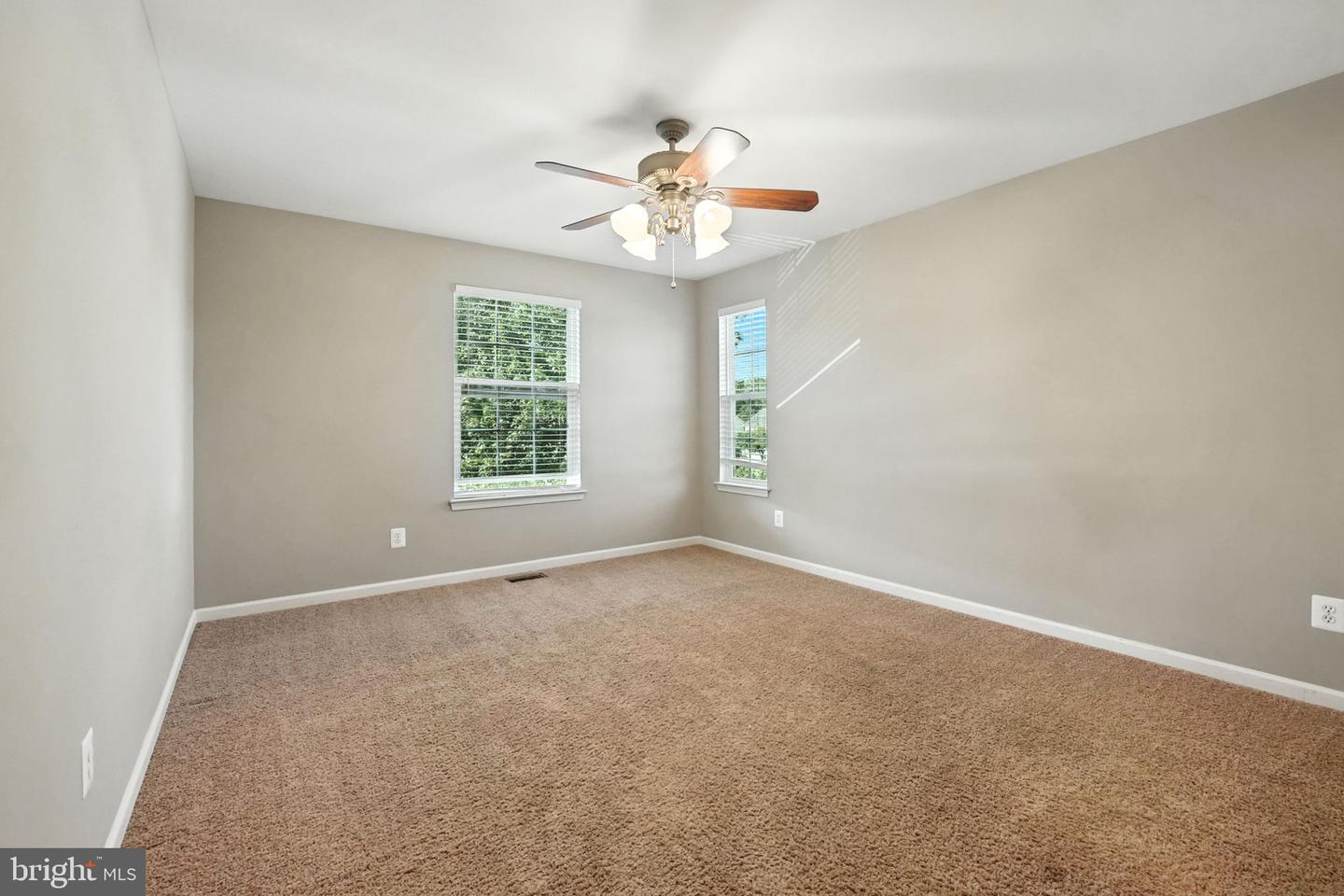 2804 PIPER GLENN CT, DUMFRIES, Virginia 22026, 4 Bedrooms Bedrooms, ,2 BathroomsBathrooms,Residential,For sale,2804 PIPER GLENN CT,VAPW2100510 MLS # VAPW2100510