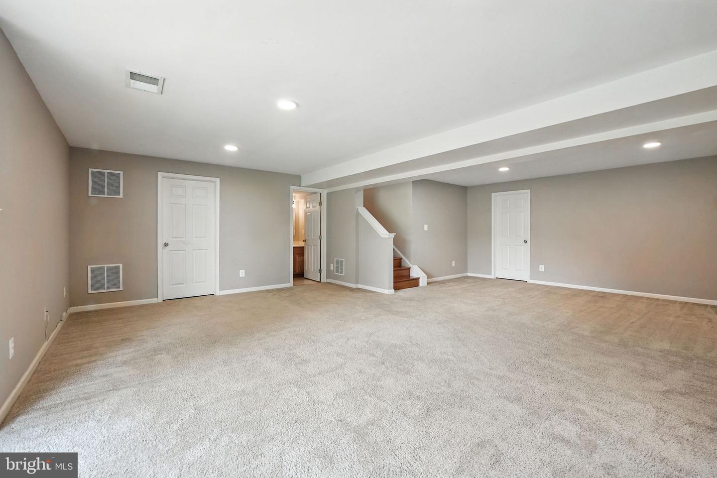 2804 PIPER GLENN CT, DUMFRIES, Virginia 22026, 4 Bedrooms Bedrooms, ,2 BathroomsBathrooms,Residential,For sale,2804 PIPER GLENN CT,VAPW2100510 MLS # VAPW2100510