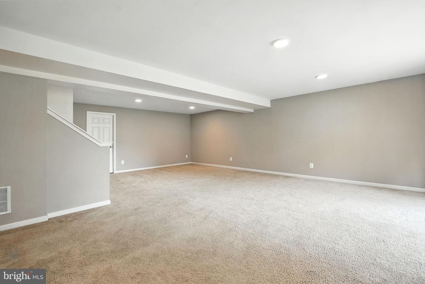 2804 PIPER GLENN CT, DUMFRIES, Virginia 22026, 4 Bedrooms Bedrooms, ,2 BathroomsBathrooms,Residential,For sale,2804 PIPER GLENN CT,VAPW2100510 MLS # VAPW2100510