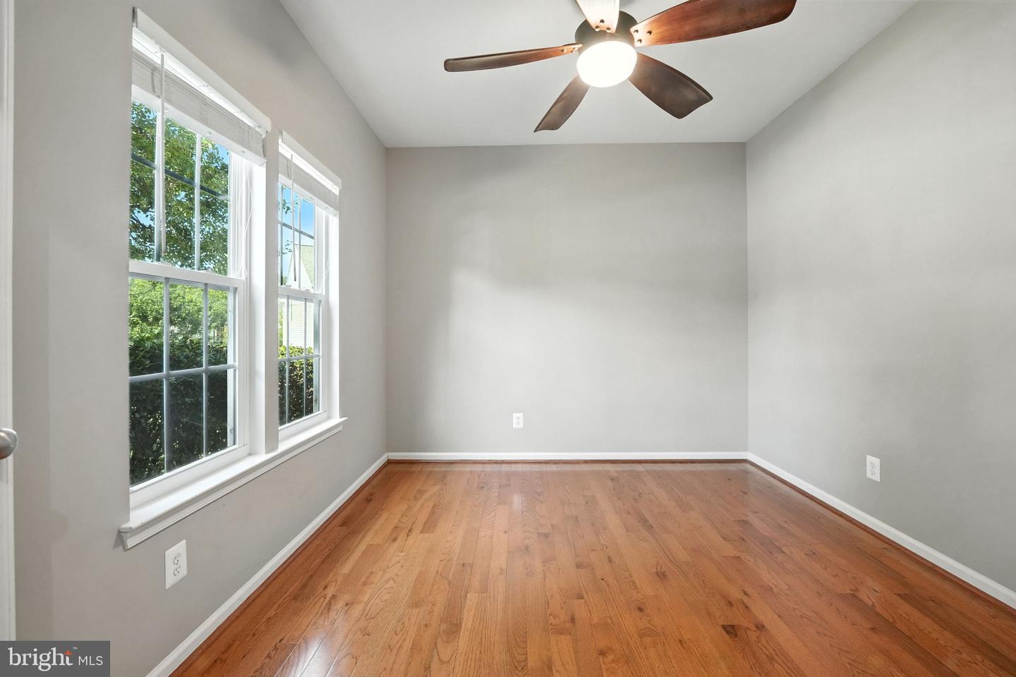 2804 PIPER GLENN CT, DUMFRIES, Virginia 22026, 4 Bedrooms Bedrooms, ,2 BathroomsBathrooms,Residential,For sale,2804 PIPER GLENN CT,VAPW2100510 MLS # VAPW2100510