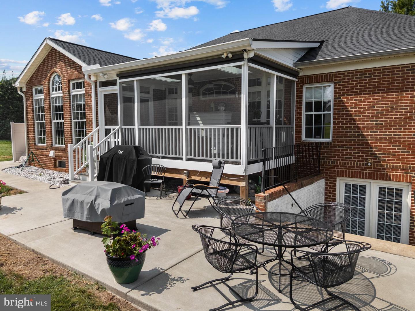 2020 GOLF DR, CULPEPER, Virginia 22701, 3 Bedrooms Bedrooms, ,2 BathroomsBathrooms,Residential,For sale,2020 GOLF DR,VACU2011210 MLS # VACU2011210