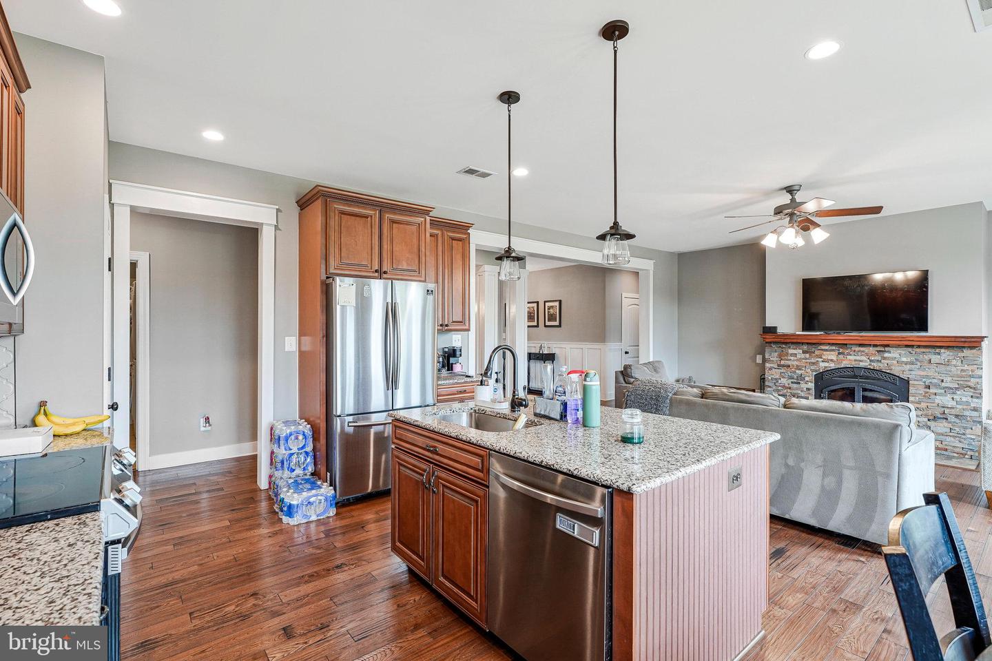 2809 INGRAM DR, HAYMARKET, Virginia 20169, 4 Bedrooms Bedrooms, ,3 BathroomsBathrooms,Residential,For sale,2809 INGRAM DR,VAPW2100928 MLS # VAPW2100928