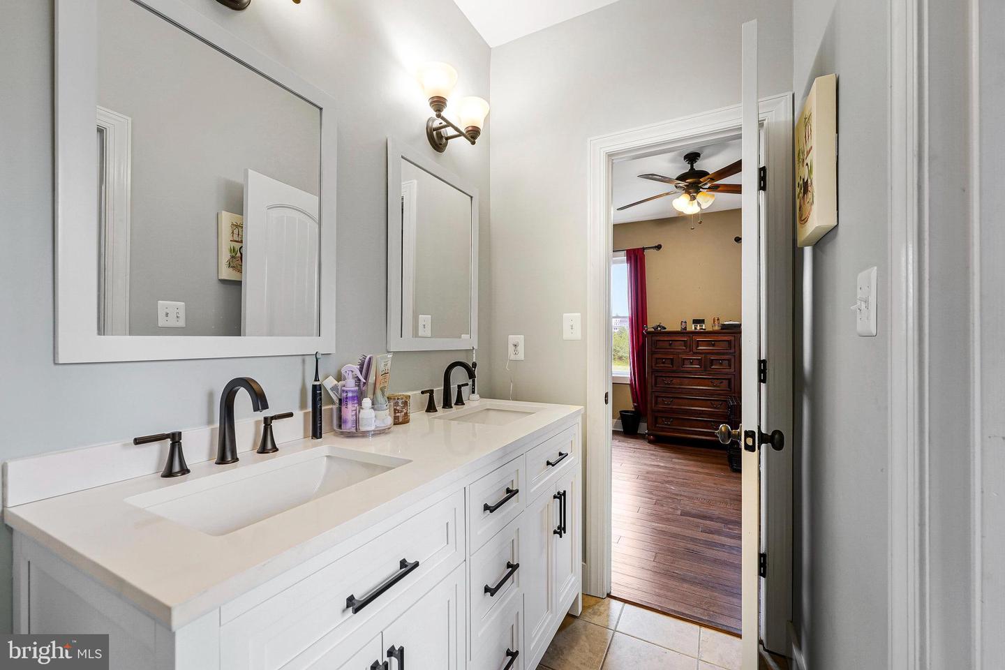 2809 INGRAM DR, HAYMARKET, Virginia 20169, 4 Bedrooms Bedrooms, ,3 BathroomsBathrooms,Residential,For sale,2809 INGRAM DR,VAPW2100928 MLS # VAPW2100928