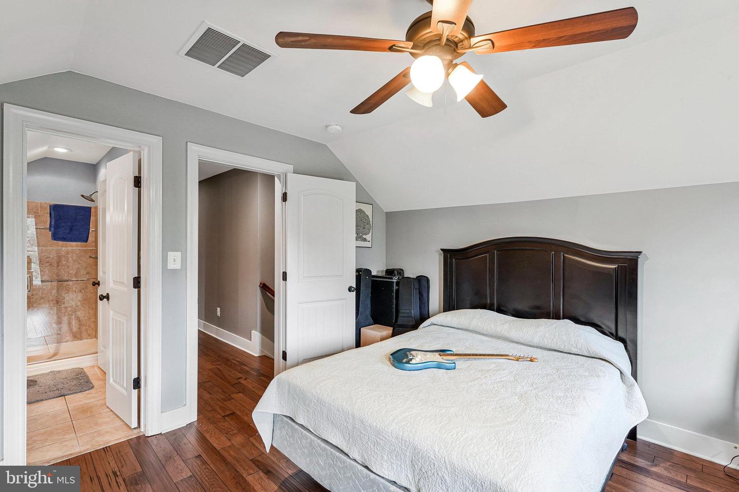 2809 INGRAM DR, HAYMARKET, Virginia 20169, 4 Bedrooms Bedrooms, ,3 BathroomsBathrooms,Residential,For sale,2809 INGRAM DR,VAPW2100928 MLS # VAPW2100928