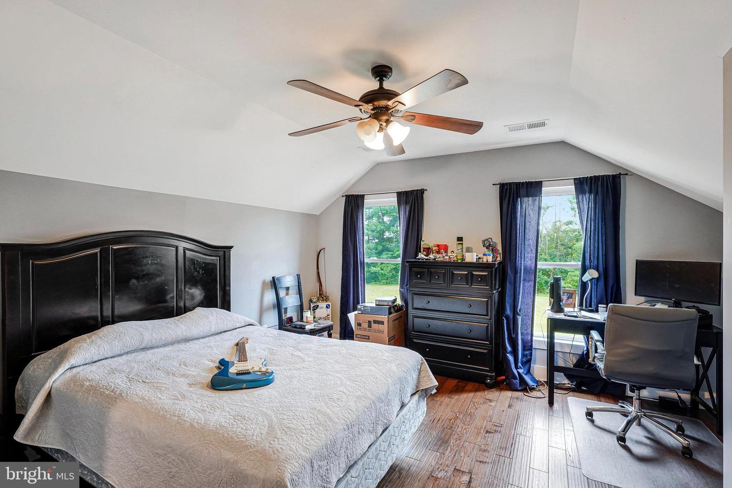 2809 INGRAM DR, HAYMARKET, Virginia 20169, 4 Bedrooms Bedrooms, ,3 BathroomsBathrooms,Residential,For sale,2809 INGRAM DR,VAPW2100928 MLS # VAPW2100928