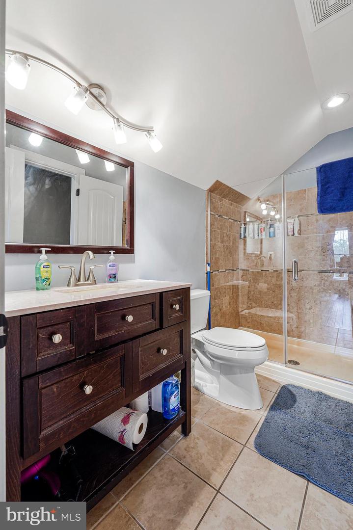 2809 INGRAM DR, HAYMARKET, Virginia 20169, 4 Bedrooms Bedrooms, ,3 BathroomsBathrooms,Residential,For sale,2809 INGRAM DR,VAPW2100928 MLS # VAPW2100928