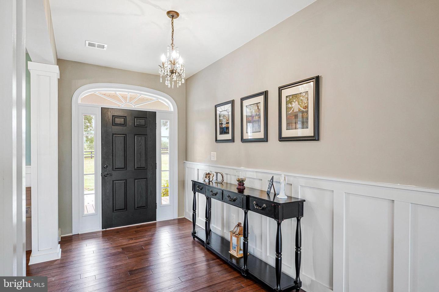 2809 INGRAM DR, HAYMARKET, Virginia 20169, 4 Bedrooms Bedrooms, ,3 BathroomsBathrooms,Residential,For sale,2809 INGRAM DR,VAPW2100928 MLS # VAPW2100928