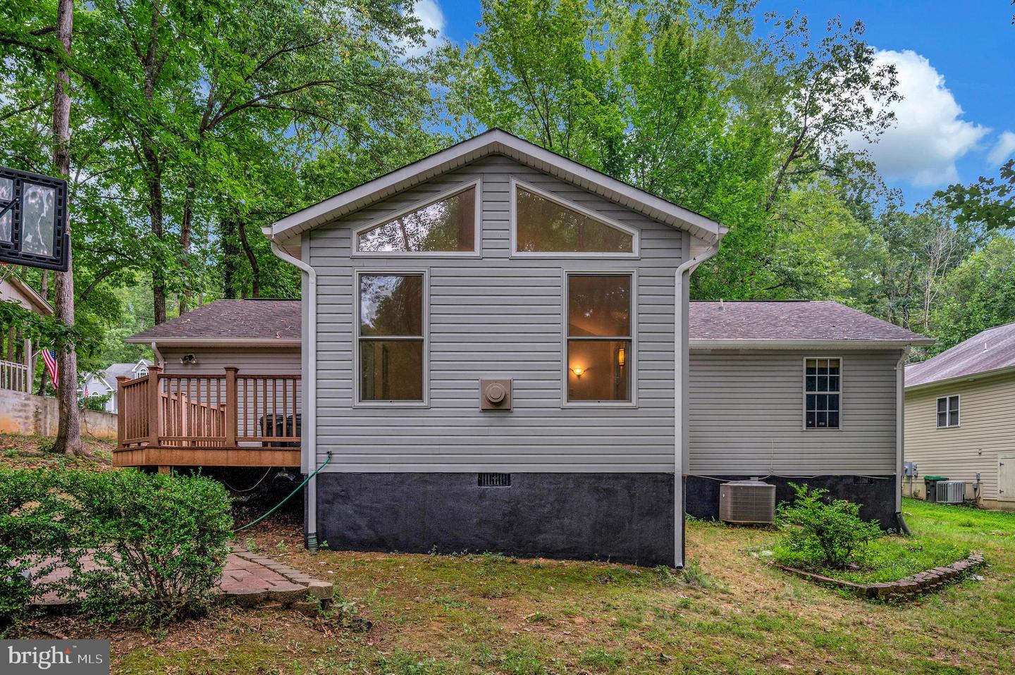 818 EASTOVER PKWY, LOCUST GROVE, Virginia 22508, 3 Bedrooms Bedrooms, 10 Rooms Rooms,2 BathroomsBathrooms,Residential,For sale,818 EASTOVER PKWY,VAOR2010398 MLS # VAOR2010398