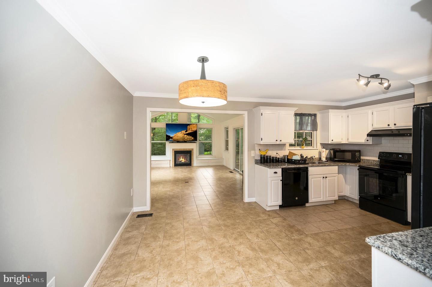 818 EASTOVER PKWY, LOCUST GROVE, Virginia 22508, 3 Bedrooms Bedrooms, 10 Rooms Rooms,2 BathroomsBathrooms,Residential,For sale,818 EASTOVER PKWY,VAOR2010398 MLS # VAOR2010398