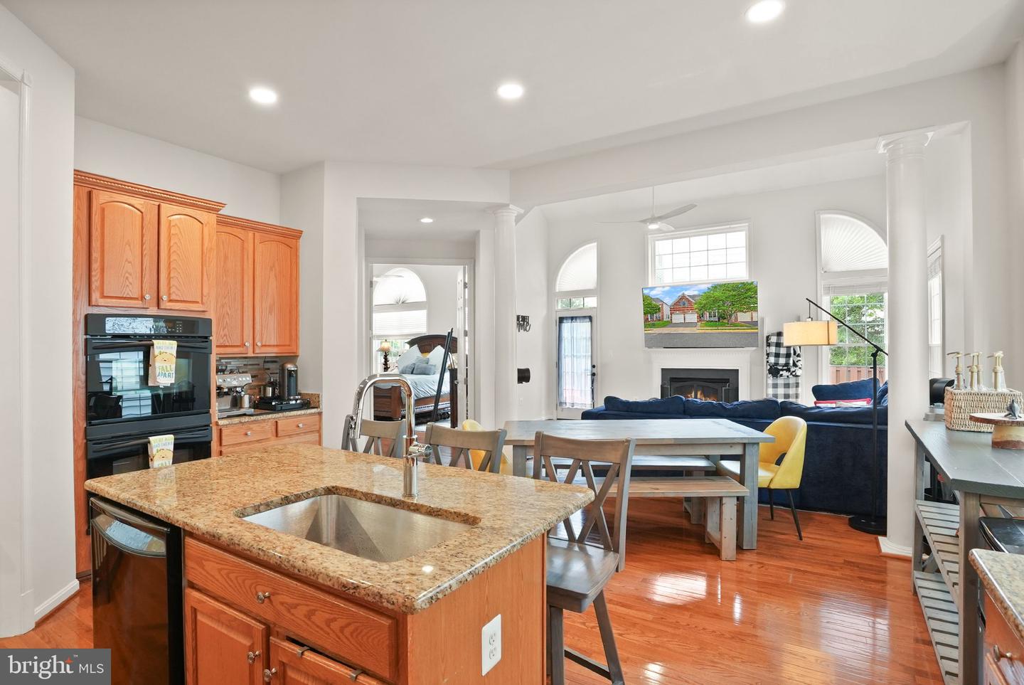 8317 MIDDLE RUDDINGS DR, LORTON, Virginia 22079, 5 Bedrooms Bedrooms, 19 Rooms Rooms,4 BathroomsBathrooms,Residential,For sale,8317 MIDDLE RUDDINGS DR,VAFX2259980 MLS # VAFX2259980