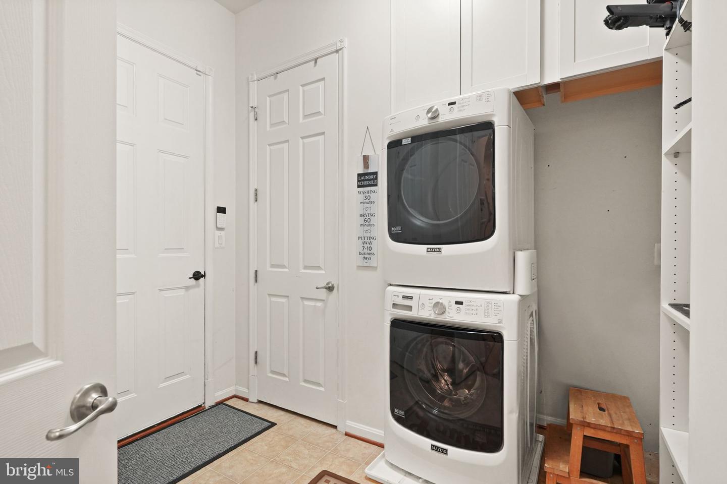 8317 MIDDLE RUDDINGS DR, LORTON, Virginia 22079, 5 Bedrooms Bedrooms, 19 Rooms Rooms,4 BathroomsBathrooms,Residential,For sale,8317 MIDDLE RUDDINGS DR,VAFX2259980 MLS # VAFX2259980