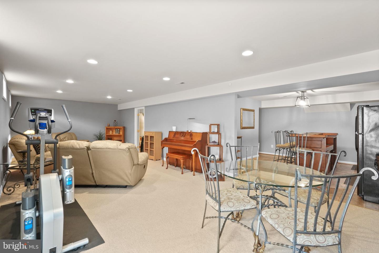 8317 MIDDLE RUDDINGS DR, LORTON, Virginia 22079, 5 Bedrooms Bedrooms, 19 Rooms Rooms,4 BathroomsBathrooms,Residential,For sale,8317 MIDDLE RUDDINGS DR,VAFX2259980 MLS # VAFX2259980