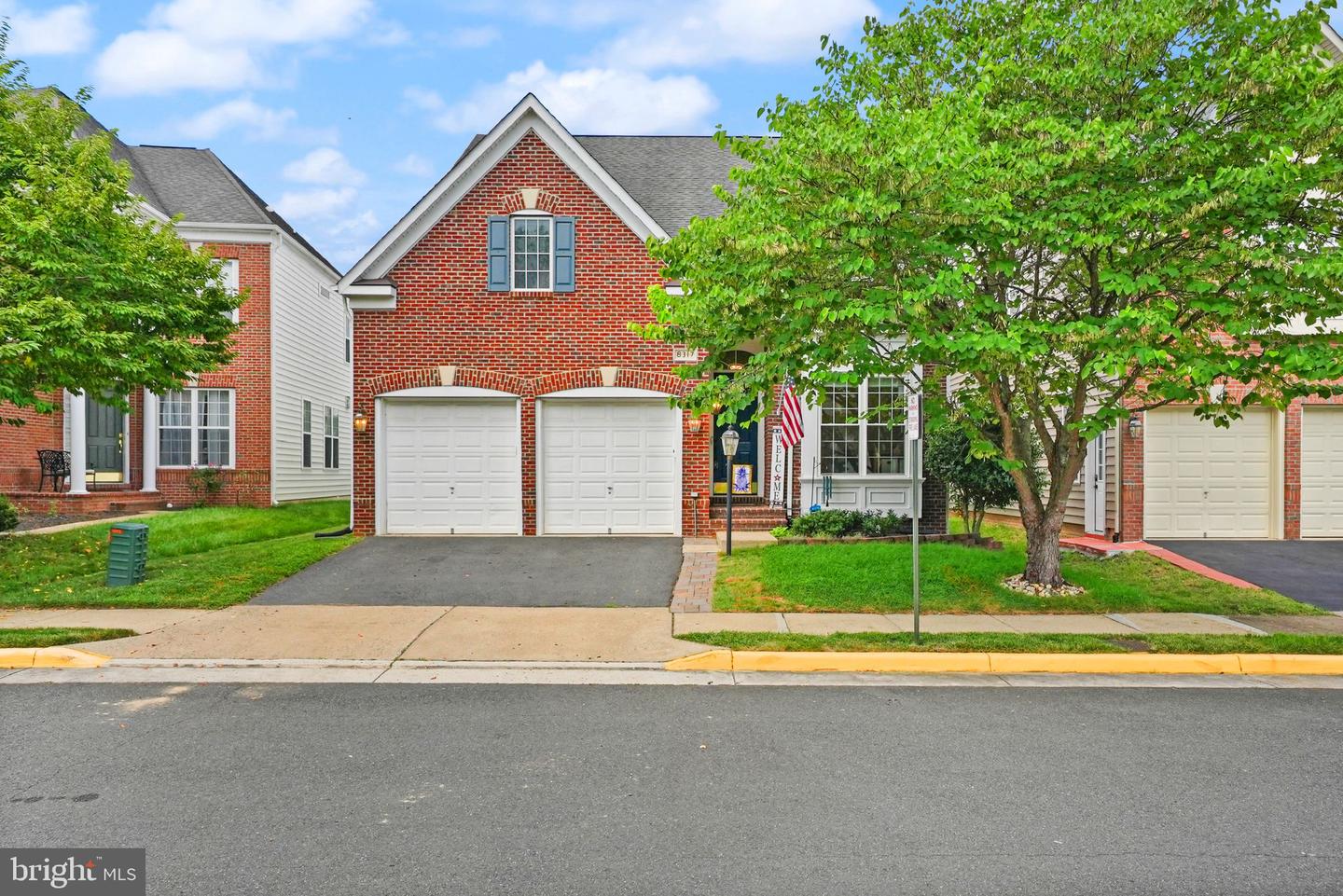 8317 MIDDLE RUDDINGS DR, LORTON, Virginia 22079, 5 Bedrooms Bedrooms, 19 Rooms Rooms,4 BathroomsBathrooms,Residential,For sale,8317 MIDDLE RUDDINGS DR,VAFX2259980 MLS # VAFX2259980