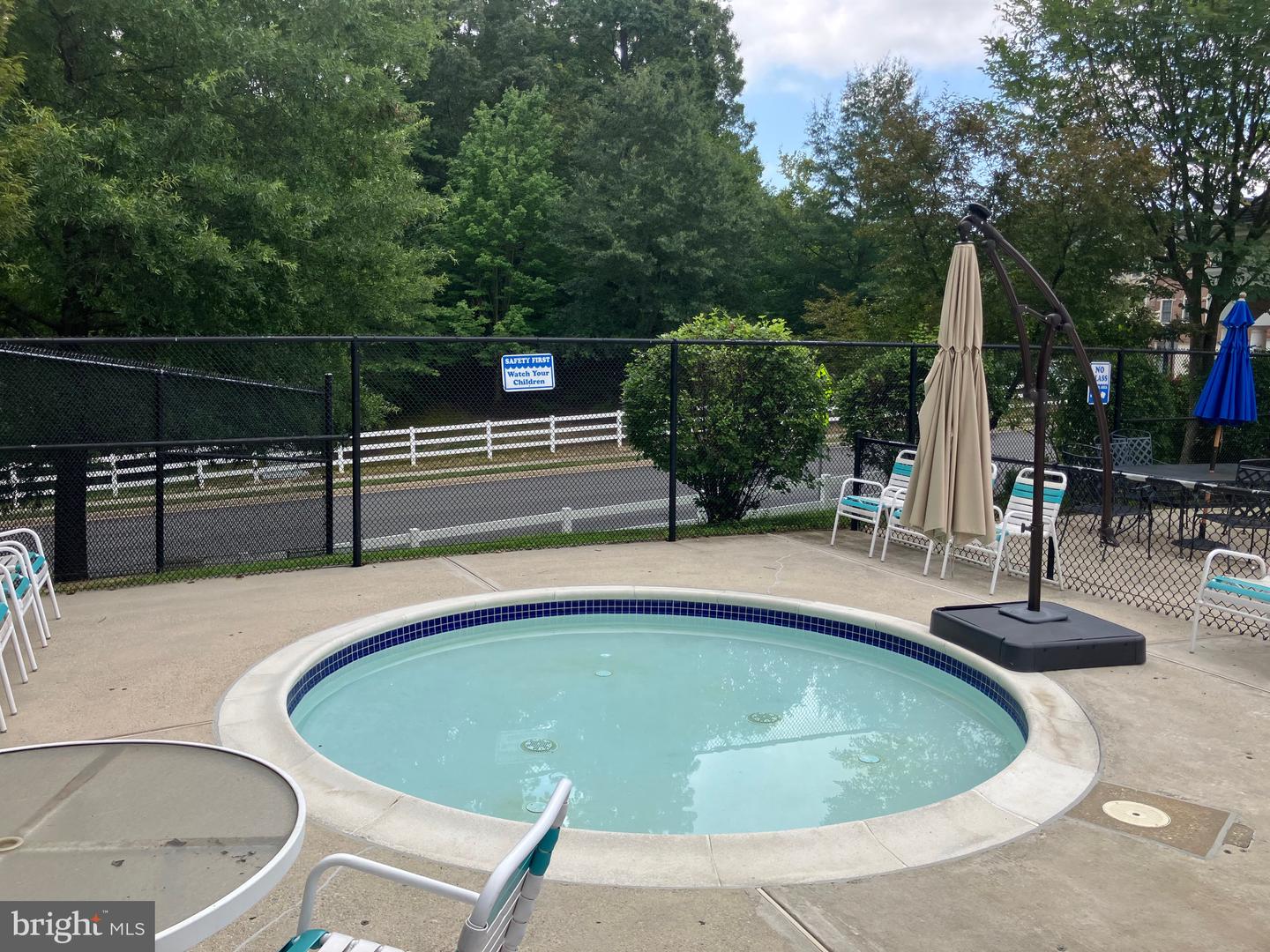 8317 MIDDLE RUDDINGS DR, LORTON, Virginia 22079, 5 Bedrooms Bedrooms, 19 Rooms Rooms,4 BathroomsBathrooms,Residential,For sale,8317 MIDDLE RUDDINGS DR,VAFX2259980 MLS # VAFX2259980