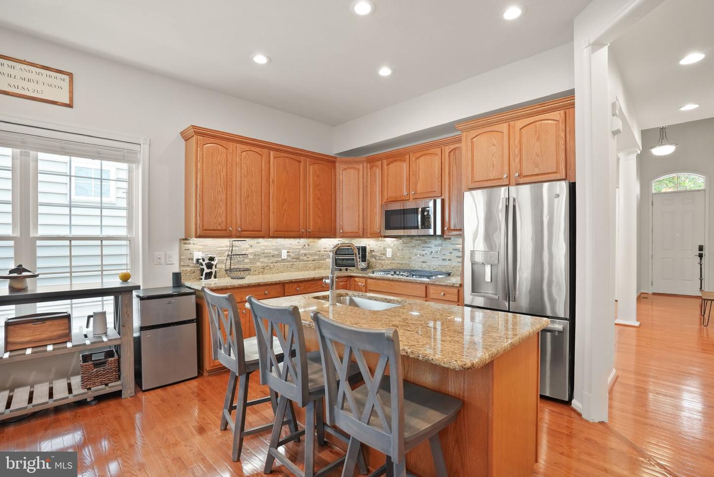 8317 MIDDLE RUDDINGS DR, LORTON, Virginia 22079, 5 Bedrooms Bedrooms, 19 Rooms Rooms,4 BathroomsBathrooms,Residential,For sale,8317 MIDDLE RUDDINGS DR,VAFX2259980 MLS # VAFX2259980