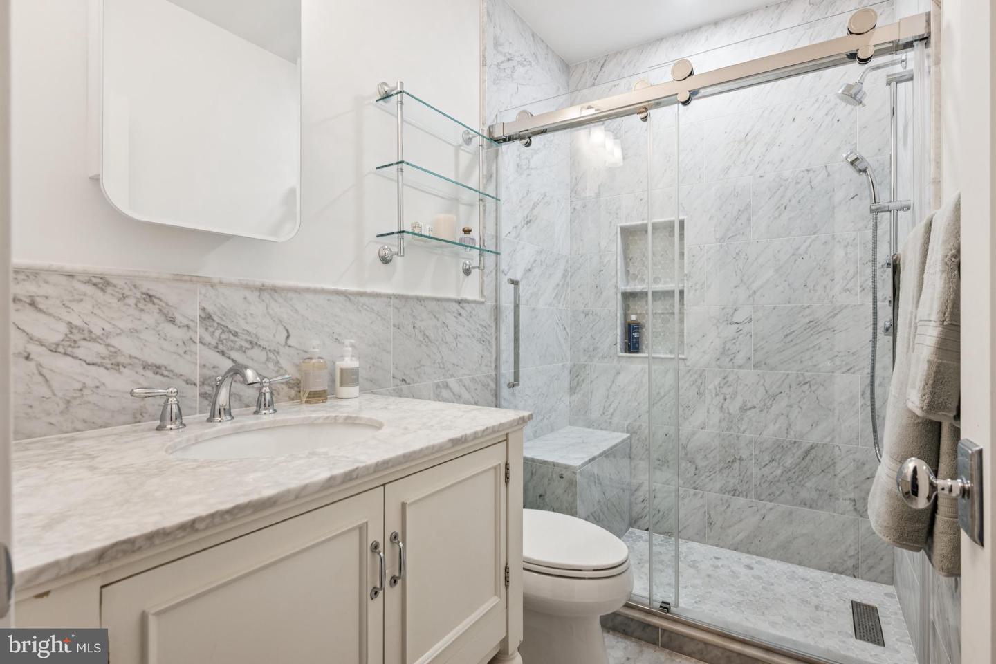 5337 28TH ST NW, WASHINGTON, District Of Columbia 20015, 3 Bedrooms Bedrooms, ,2 BathroomsBathrooms,Residential,For sale,5337 28TH ST NW,DCDC2214294 MLS # DCDC2214294