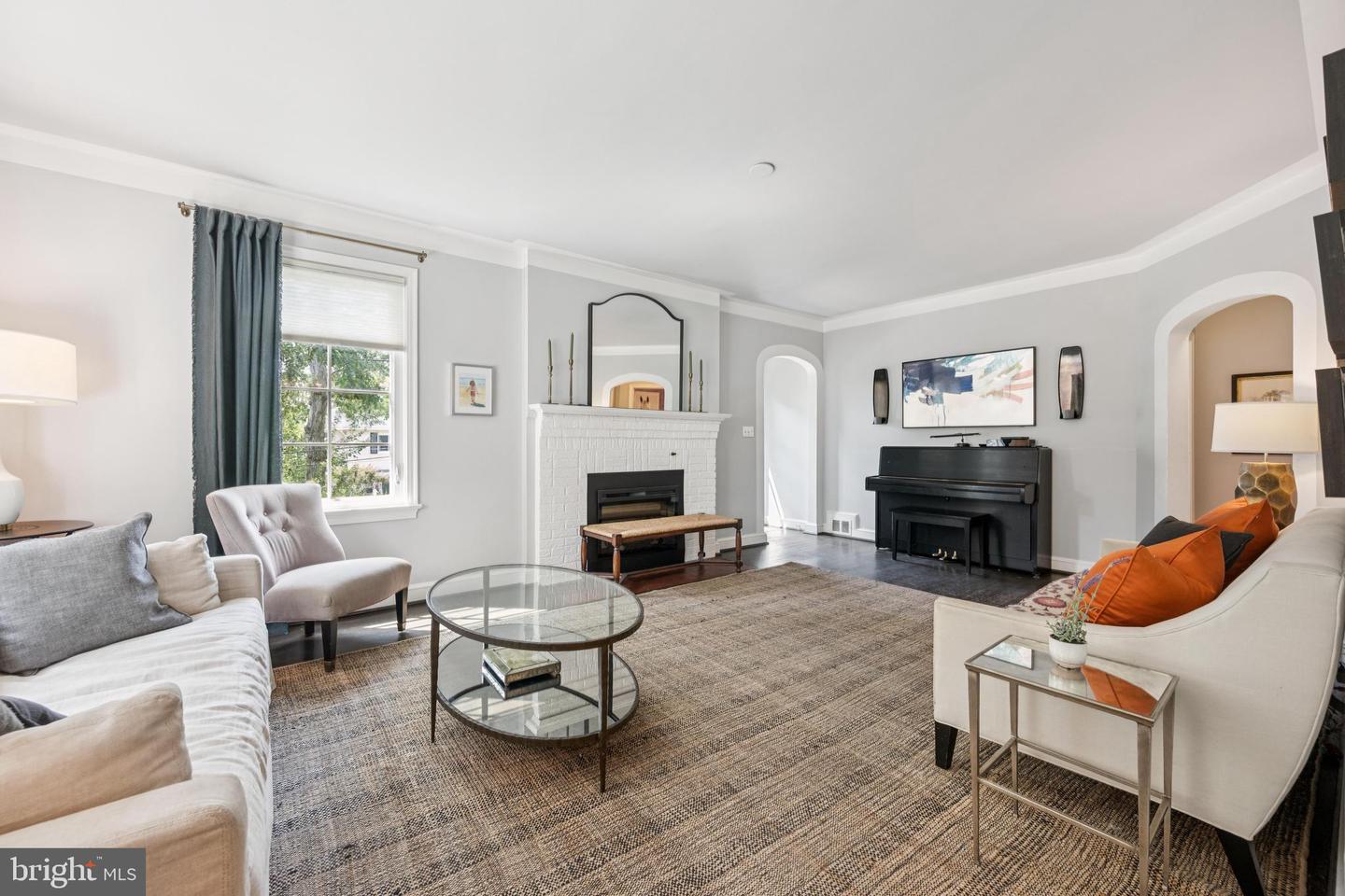 5337 28TH ST NW, WASHINGTON, District Of Columbia 20015, 3 Bedrooms Bedrooms, ,2 BathroomsBathrooms,Residential,For sale,5337 28TH ST NW,DCDC2214294 MLS # DCDC2214294