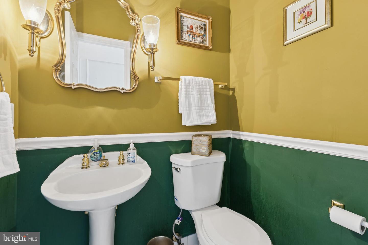 17456 TERRI CT, DUMFRIES, Virginia 22026, 5 Bedrooms Bedrooms, ,3 BathroomsBathrooms,Residential,For sale,17456 TERRI CT,VAPW2101100 MLS # VAPW2101100