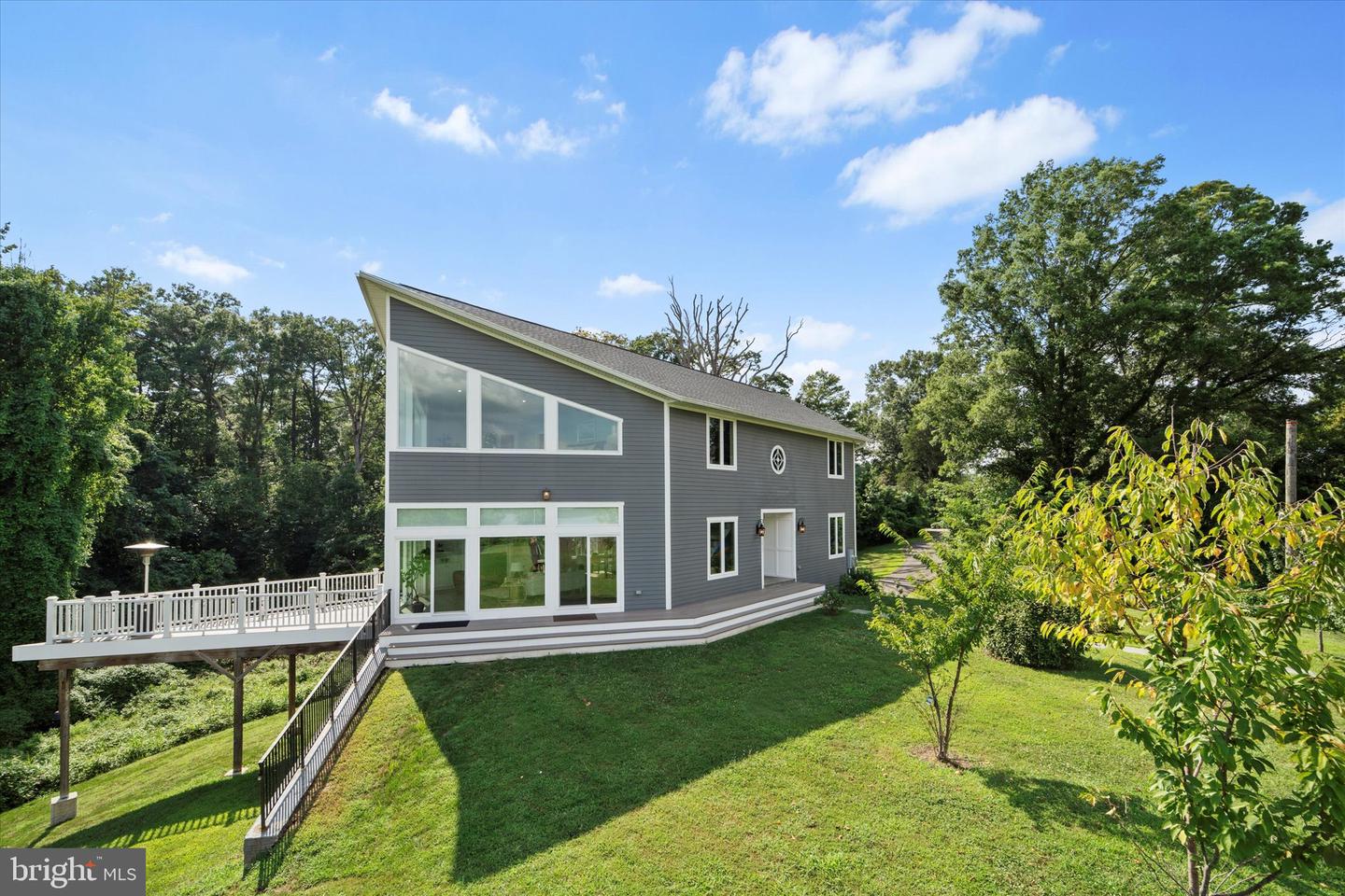5911 MOUNT VERNON BLVD, LORTON, Virginia 22079, 5 Bedrooms Bedrooms, ,5 BathroomsBathrooms,Residential,For sale,5911 MOUNT VERNON BLVD,VAFX2260224 MLS # VAFX2260224