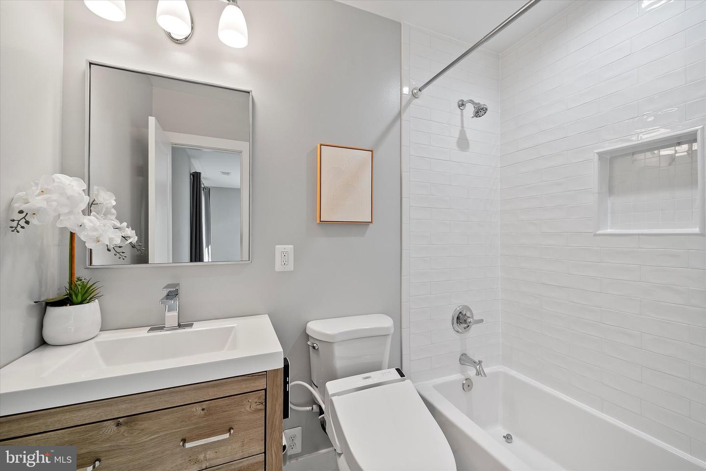 5911 MOUNT VERNON BLVD, LORTON, Virginia 22079, 5 Bedrooms Bedrooms, ,5 BathroomsBathrooms,Residential,For sale,5911 MOUNT VERNON BLVD,VAFX2260224 MLS # VAFX2260224