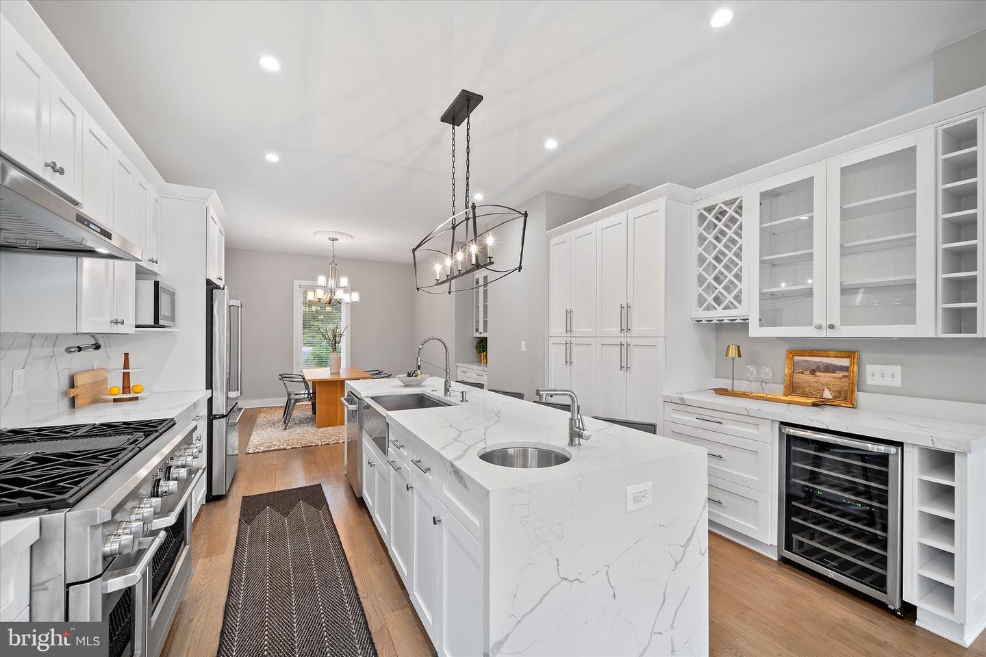 5911 MOUNT VERNON BLVD, LORTON, Virginia 22079, 5 Bedrooms Bedrooms, ,5 BathroomsBathrooms,Residential,For sale,5911 MOUNT VERNON BLVD,VAFX2260224 MLS # VAFX2260224