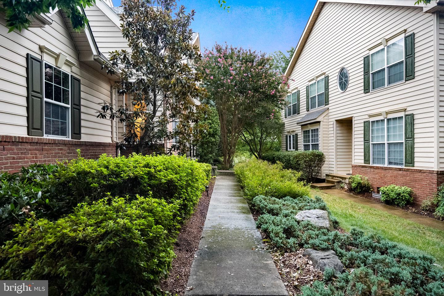 43262 BALTUSROL TER, ASHBURN, Virginia 20147, 3 Bedrooms Bedrooms, ,3 BathroomsBathrooms,Residential,For sale,43262 BALTUSROL TER,VALO2104298 MLS # VALO2104298