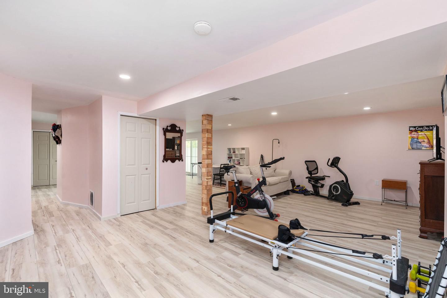 8817 MARLOW DR, SPOTSYLVANIA, Virginia 22551, 3 Bedrooms Bedrooms, ,2 BathroomsBathrooms,Residential,For sale,8817 MARLOW DR,VASP2035338 MLS # VASP2035338