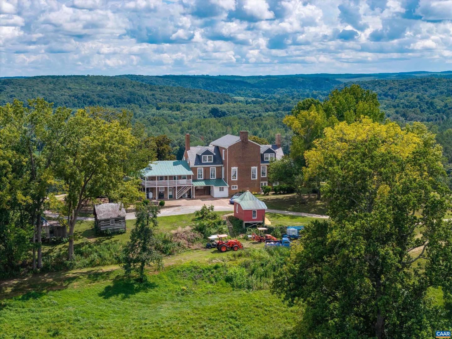 1843 CABELL RD, WINGINA, Virginia 24599, 7 Bedrooms Bedrooms, ,3 BathroomsBathrooms,Residential,For sale,1843 CABELL RD,667690 MLS # 667690
