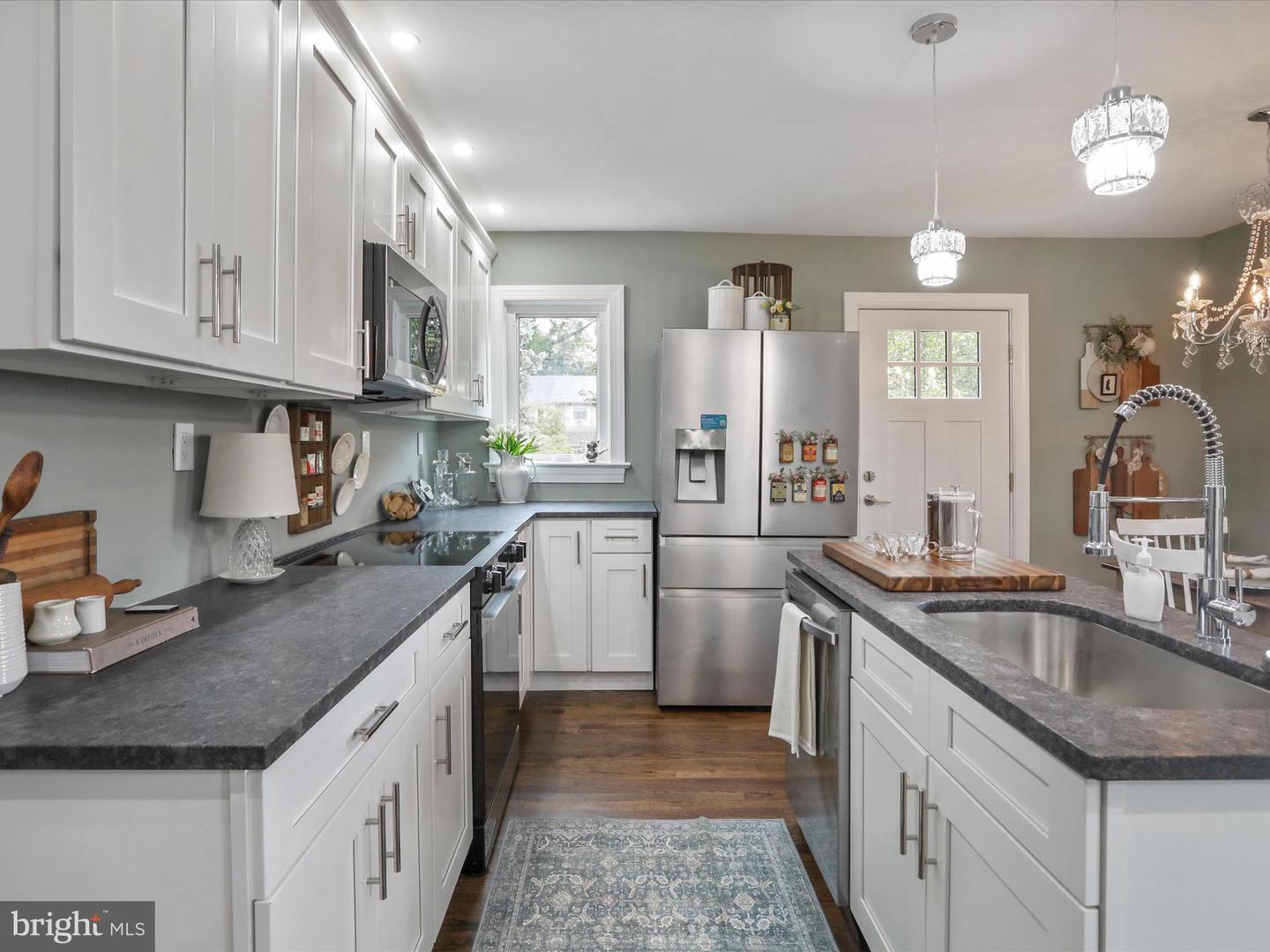 107 SCOTT ST, FRONT ROYAL, Virginia 22630, 3 Bedrooms Bedrooms, 6 Rooms Rooms,2 BathroomsBathrooms,Residential,For sale,107 SCOTT ST,VAWR2011936 MLS # VAWR2011936