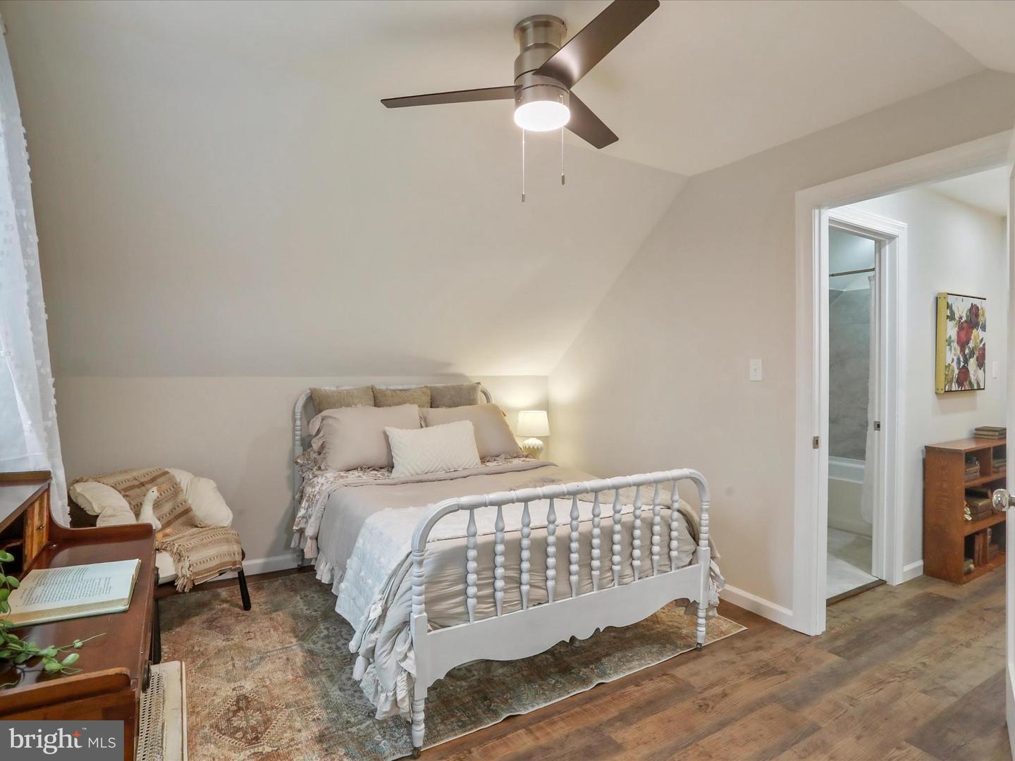 107 SCOTT ST, FRONT ROYAL, Virginia 22630, 3 Bedrooms Bedrooms, 6 Rooms Rooms,2 BathroomsBathrooms,Residential,For sale,107 SCOTT ST,VAWR2011936 MLS # VAWR2011936