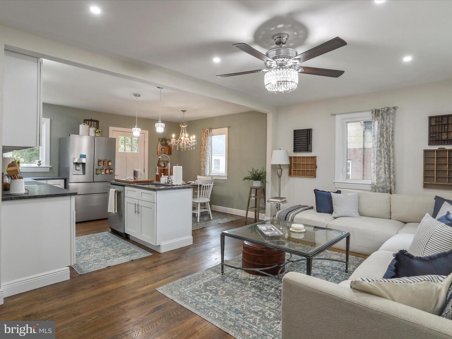 107 SCOTT ST, FRONT ROYAL, Virginia 22630, 3 Bedrooms Bedrooms, 6 Rooms Rooms,2 BathroomsBathrooms,Residential,For sale,107 SCOTT ST,VAWR2011936 MLS # VAWR2011936