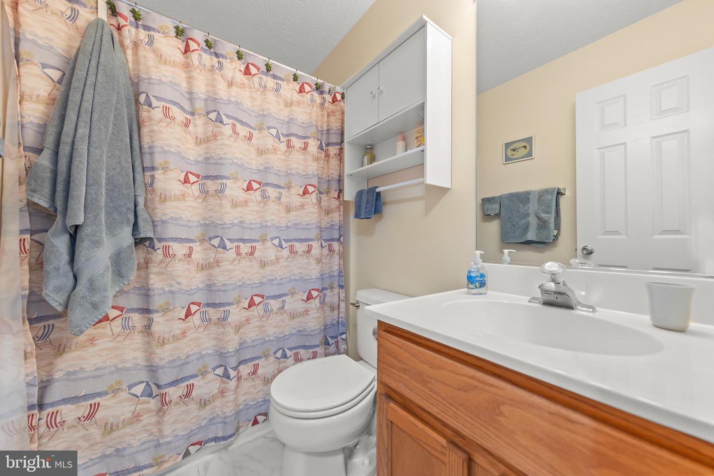 423 CRESCENT DR, WINCHESTER, Virginia 22601, 3 Bedrooms Bedrooms, 5 Rooms Rooms,2 BathroomsBathrooms,Residential,For sale,423 CRESCENT DR,VAWI2008870 MLS # VAWI2008870