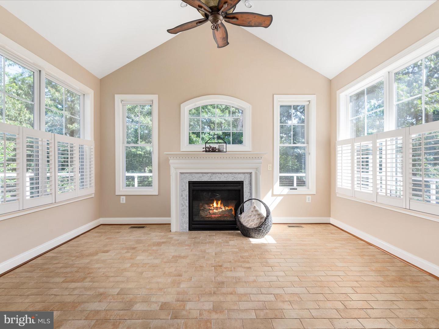 142 RUFFED GROUSE CT, LAKE FREDERICK, Virginia 22630, 3 Bedrooms Bedrooms, ,3 BathroomsBathrooms,Residential,For sale,142 RUFFED GROUSE CT,VAFV2036030 MLS # VAFV2036030