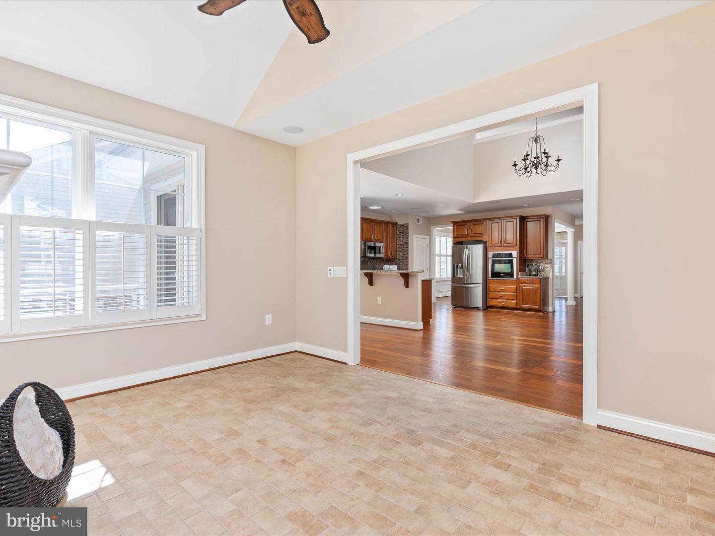 142 RUFFED GROUSE CT, LAKE FREDERICK, Virginia 22630, 3 Bedrooms Bedrooms, ,3 BathroomsBathrooms,Residential,For sale,142 RUFFED GROUSE CT,VAFV2036030 MLS # VAFV2036030