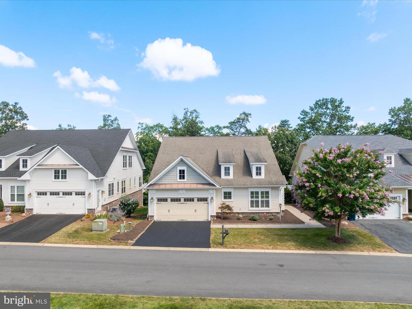 142 RUFFED GROUSE CT, LAKE FREDERICK, Virginia 22630, 3 Bedrooms Bedrooms, ,3 BathroomsBathrooms,Residential,For sale,142 RUFFED GROUSE CT,VAFV2036030 MLS # VAFV2036030