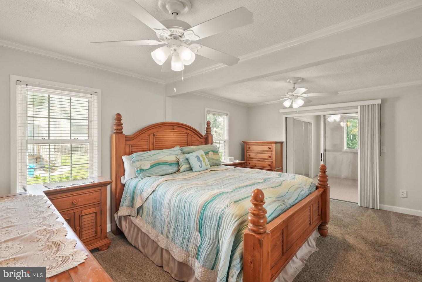 9423 OX RD, LORTON, Virginia 22079, 3 Bedrooms Bedrooms, ,2 BathroomsBathrooms,Residential,For sale,9423 OX RD,VAFX2260604 MLS # VAFX2260604