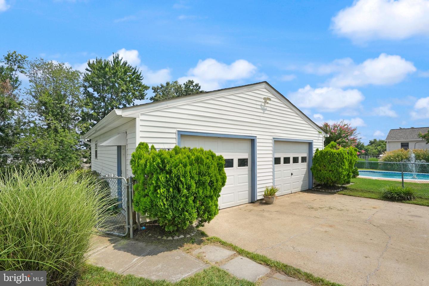 9423 OX RD, LORTON, Virginia 22079, 3 Bedrooms Bedrooms, ,2 BathroomsBathrooms,Residential,For sale,9423 OX RD,VAFX2260604 MLS # VAFX2260604
