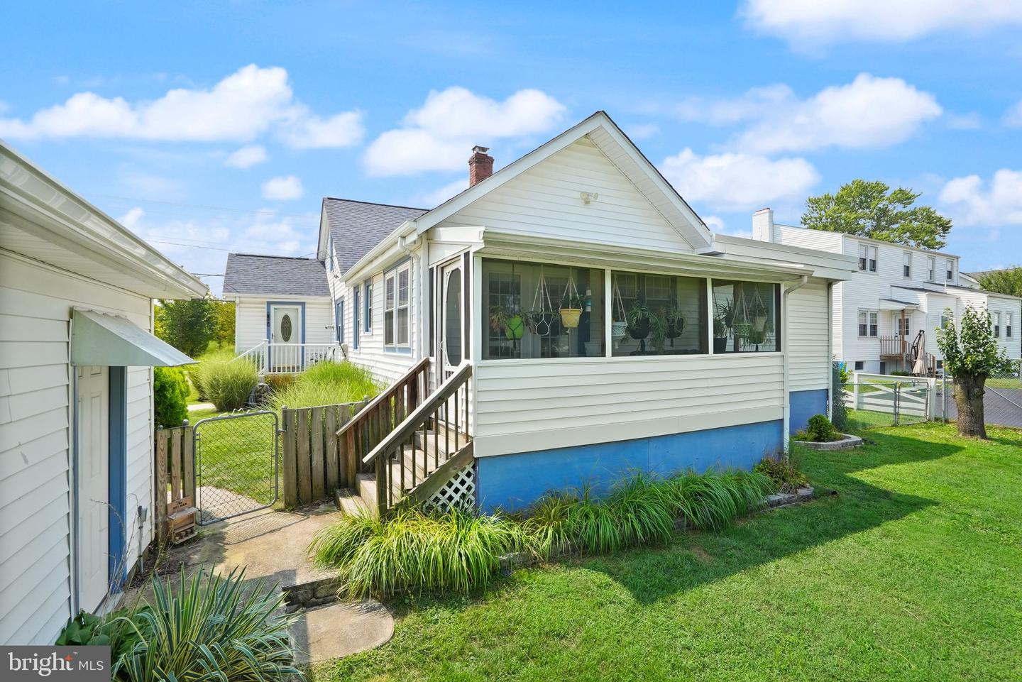9423 OX RD, LORTON, Virginia 22079, 3 Bedrooms Bedrooms, ,2 BathroomsBathrooms,Residential,For sale,9423 OX RD,VAFX2260604 MLS # VAFX2260604