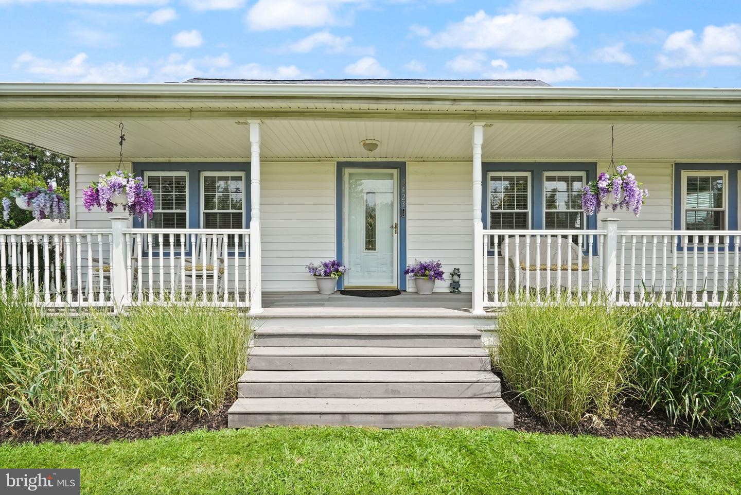 9423 OX RD, LORTON, Virginia 22079, 3 Bedrooms Bedrooms, ,2 BathroomsBathrooms,Residential,For sale,9423 OX RD,VAFX2260604 MLS # VAFX2260604