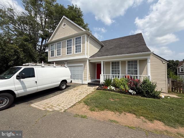 428 FOXRIDGE DR SW, LEESBURG, Virginia 20175, 4 Bedrooms Bedrooms, ,3 BathroomsBathrooms,Residential,For sale,428 FOXRIDGE DR SW,VALO2104350 MLS # VALO2104350