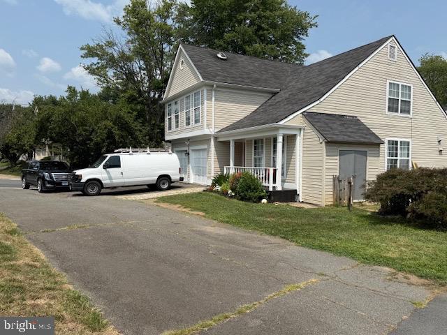 428 FOXRIDGE DR SW, LEESBURG, Virginia 20175, 4 Bedrooms Bedrooms, ,3 BathroomsBathrooms,Residential,For sale,428 FOXRIDGE DR SW,VALO2104350 MLS # VALO2104350