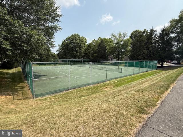 428 FOXRIDGE DR SW, LEESBURG, Virginia 20175, 4 Bedrooms Bedrooms, ,3 BathroomsBathrooms,Residential,For sale,428 FOXRIDGE DR SW,VALO2104350 MLS # VALO2104350