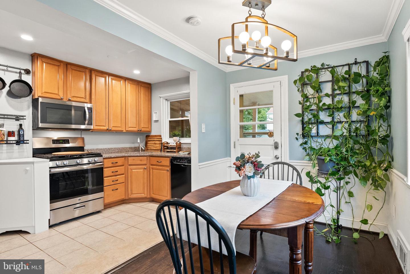 2246 MARY BALDWIN DR, ALEXANDRIA, Virginia 22307, 2 Bedrooms Bedrooms, ,2 BathroomsBathrooms,Residential,For sale,2246 MARY BALDWIN DR,VAFX2260620 MLS # VAFX2260620