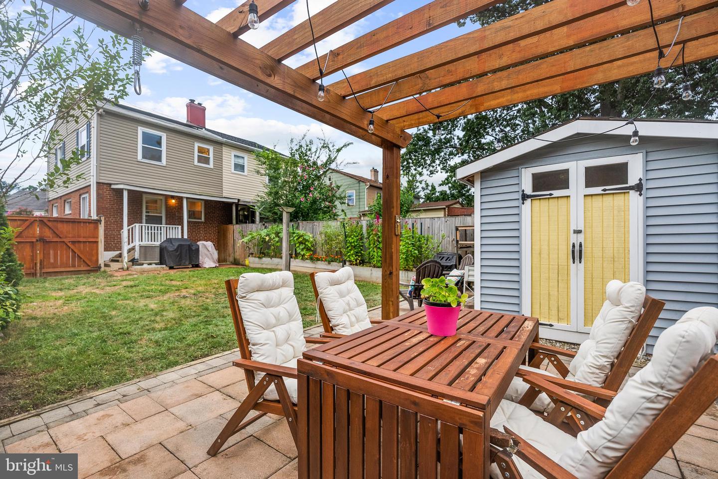 2246 MARY BALDWIN DR, ALEXANDRIA, Virginia 22307, 2 Bedrooms Bedrooms, ,2 BathroomsBathrooms,Residential,For sale,2246 MARY BALDWIN DR,VAFX2260620 MLS # VAFX2260620